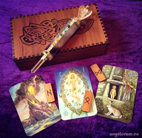 The Wonders of Tarot Correspondences: Enhancing Your Readings with Magic
